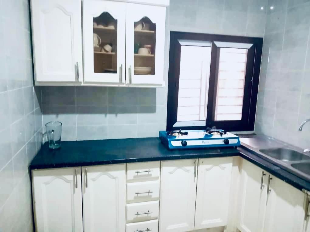 Mb Properties - Brufut Garden Apartments Екстер'єр фото